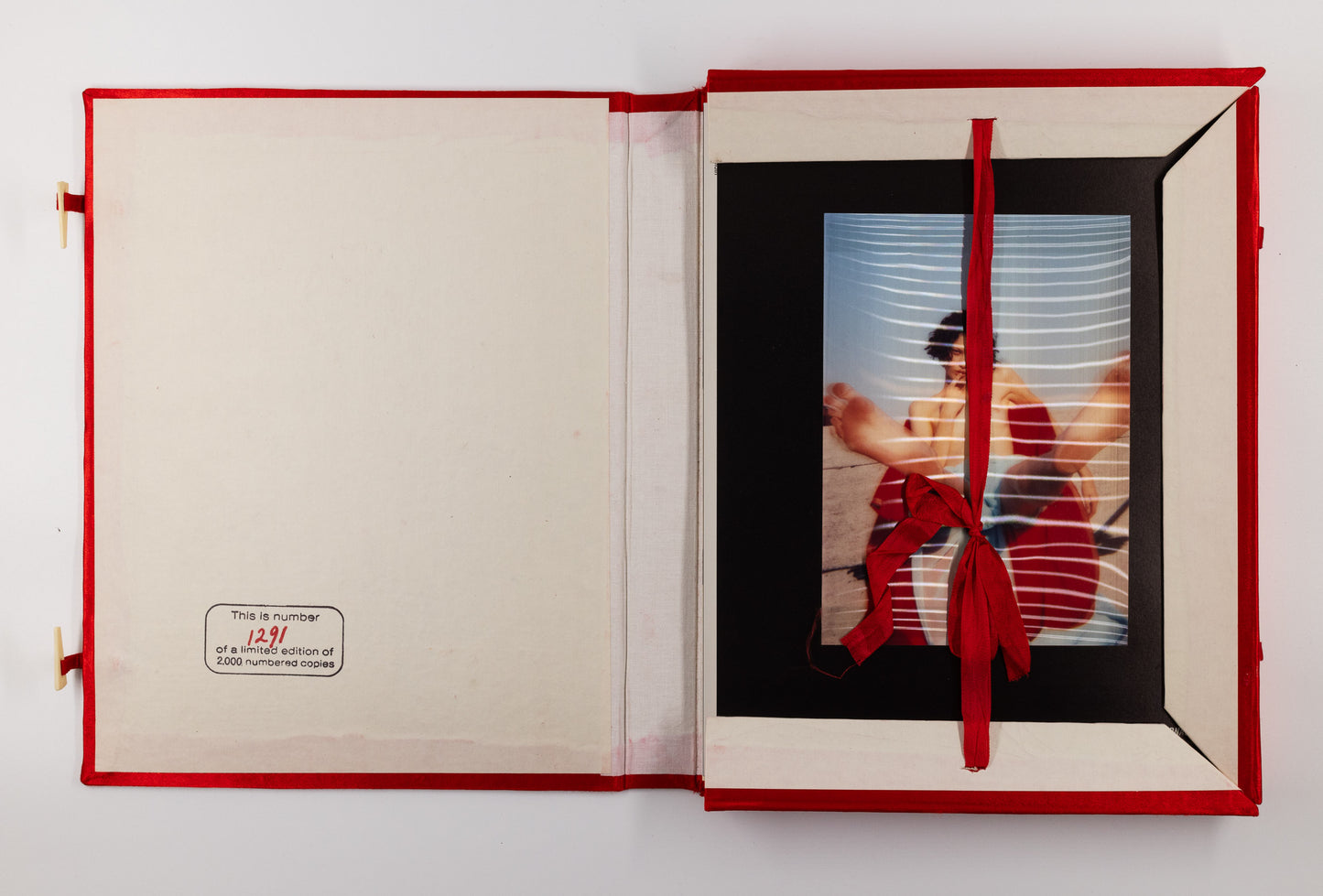 VISIONAIRE NO. 12: DESIRE (FALL 1994) – Gan Stephen, James Kaliardos and Cecilia Dean [1st Ed.]